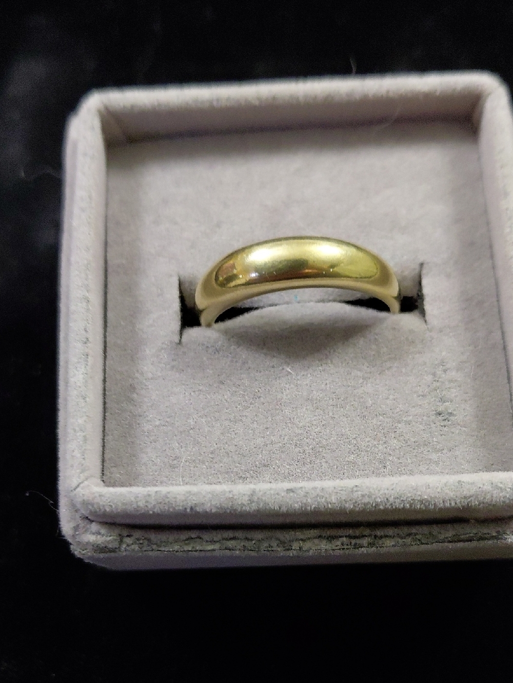 Hallmarked Band Ring